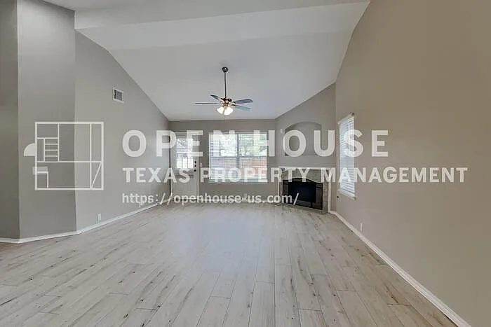 6011 Baldwin Elm St — Photo 3