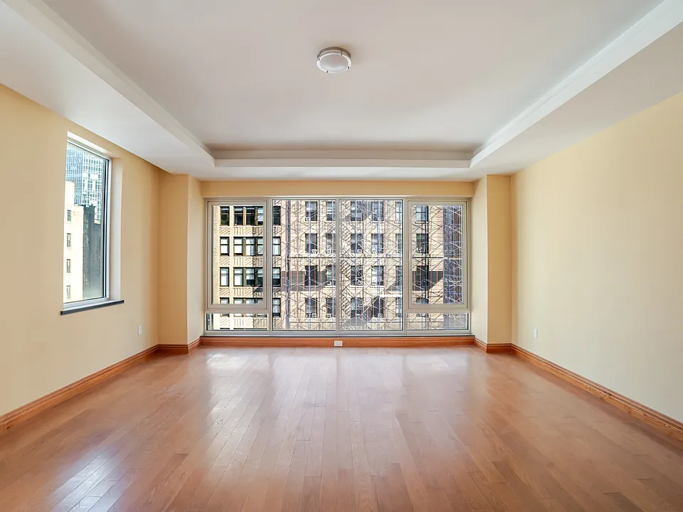 304 5th Ave #11