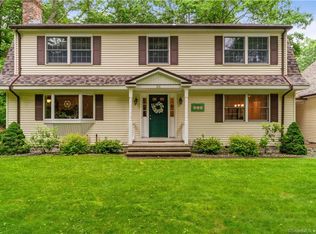 26 Bokum Rd, Old Saybrook, CT 06475