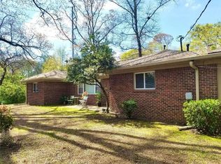 2045 Ladawn Ln NW, Atlanta, GA 30318