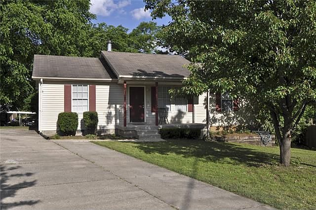 1st image of 109 Wortham Ct