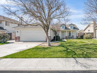 877 E Julia Way, Hanford, CA, 93230