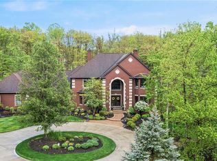 6059 Ledgeview Dr, Peninsula, OH 44264
