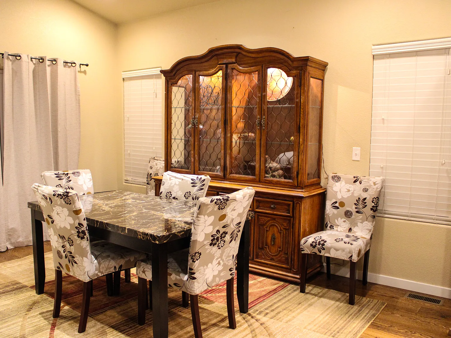 5 bed, 1724 sqft, $3,000 — Photo 4