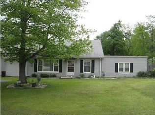 8809 Brown Austin Rd, Fairdale, KY 40118