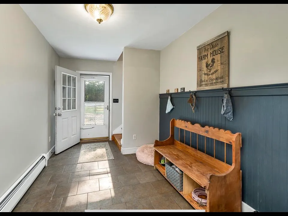 1205 Center St #1