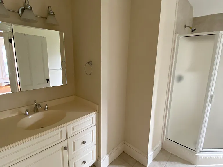 4 Eliot St #1R — Photo 3