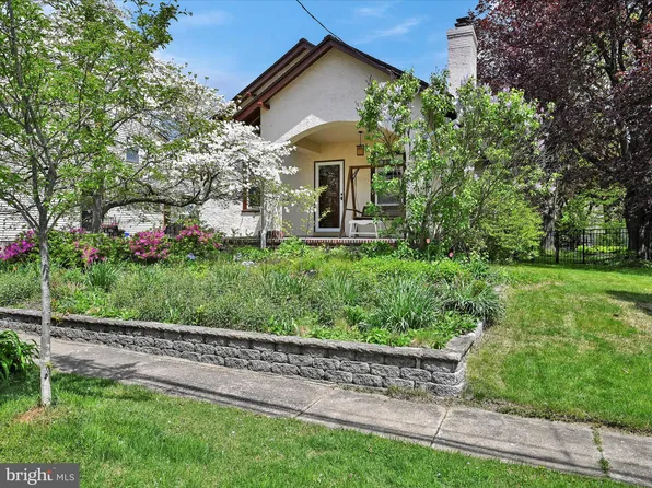 1421 Kingsley Rd, Havertown, PA 19083