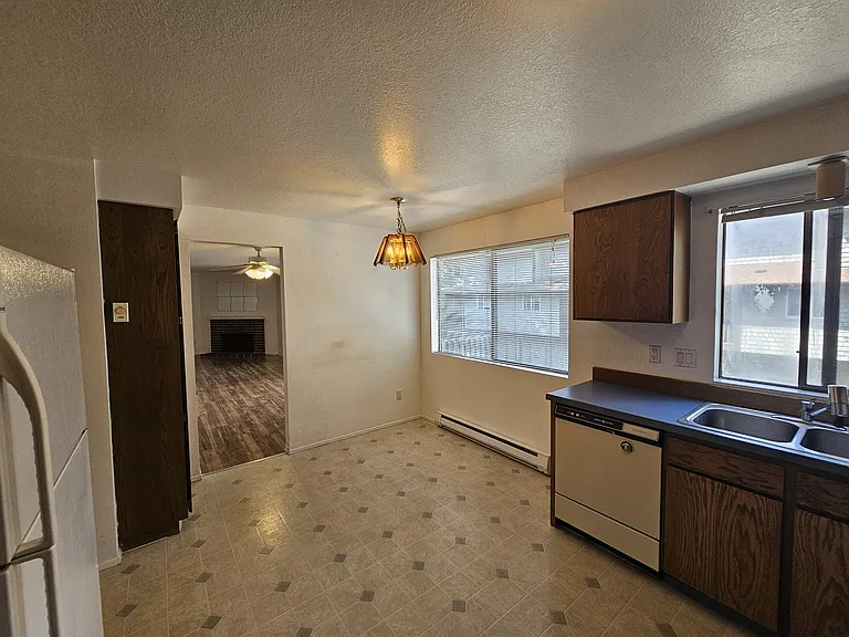 Kitchen with eat-in dining room
