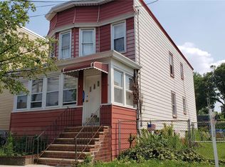 124-10 15th Ave, College Pt, NY 11356