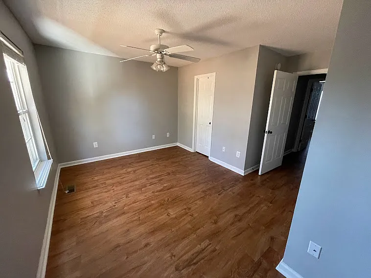 6718B Bryant St — Photo 9