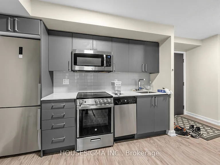 38 Monte Kwinter Ct #7 — Photo 10