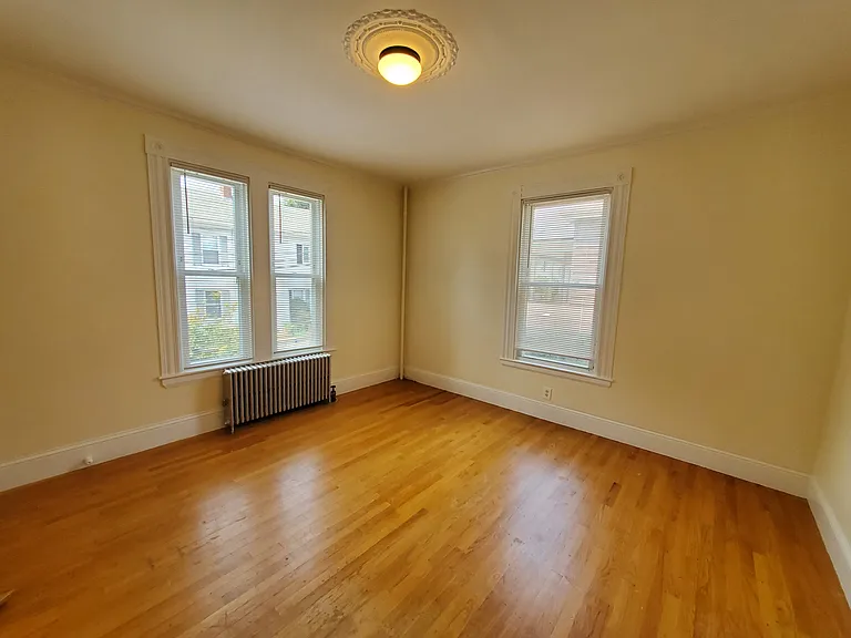 22 Eastburn St — Photo 5