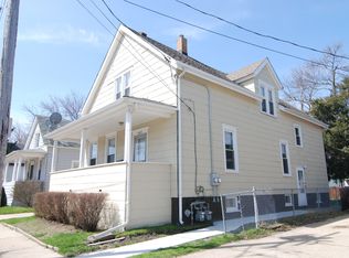 4038 10th Ave, Kenosha, WI 53140