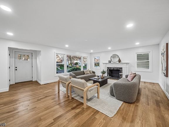 5th image of 5 Essex Rd
