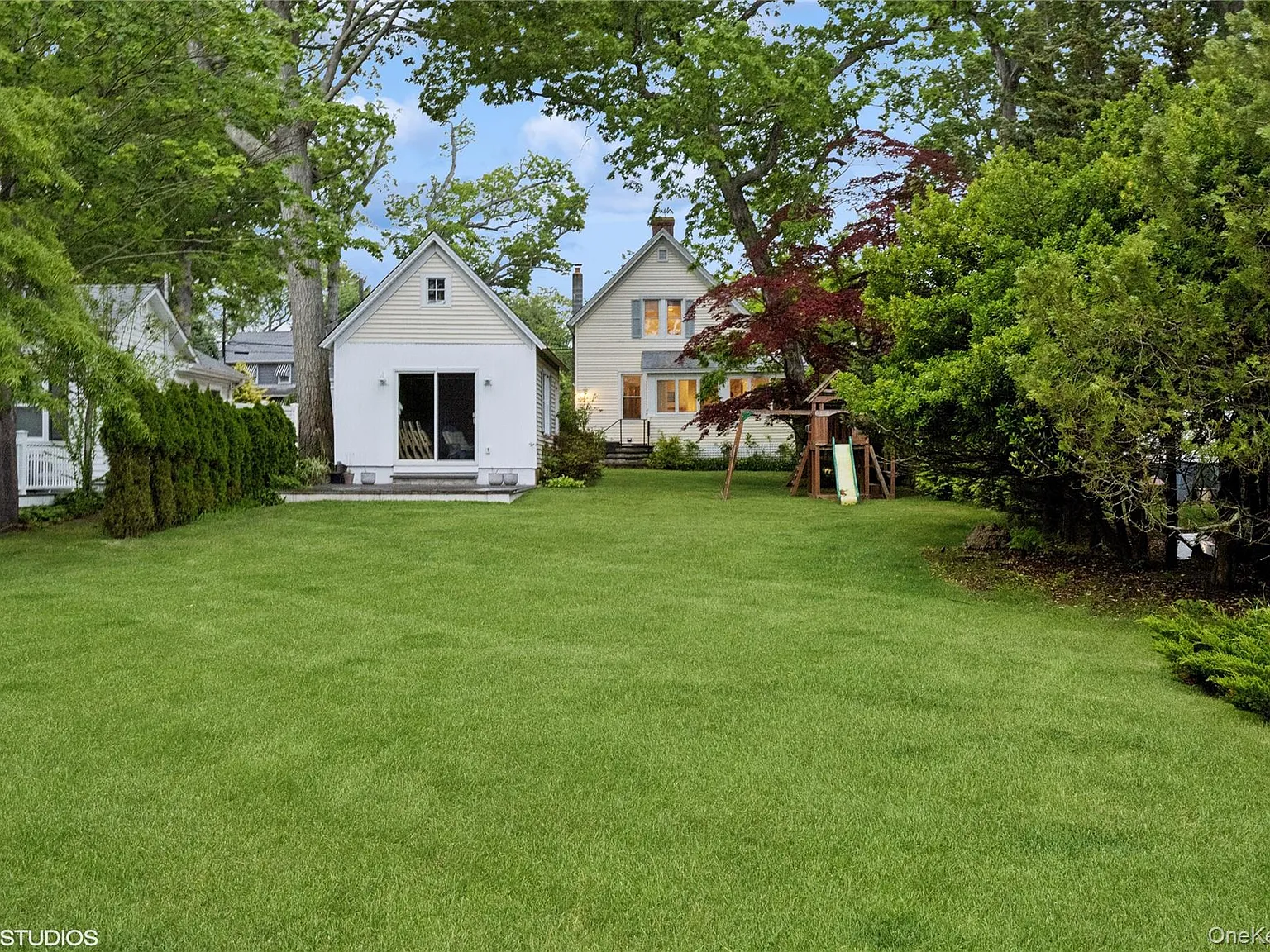 3 bed, 1.5 bath, 1200 sqft, $4,200 — Photo 2