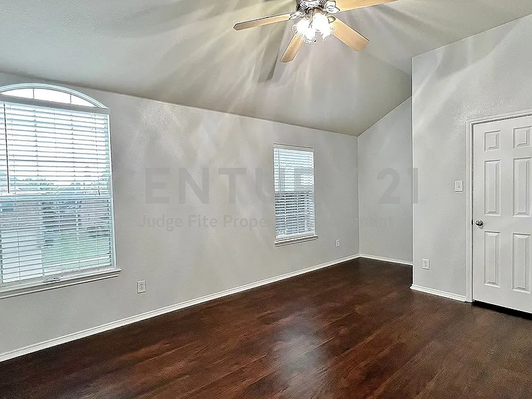 10213 Crawford Farms Dr — Photo 11
