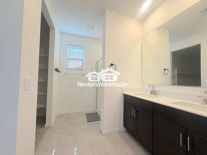 8825 W Albeniz Pl — Photo 7