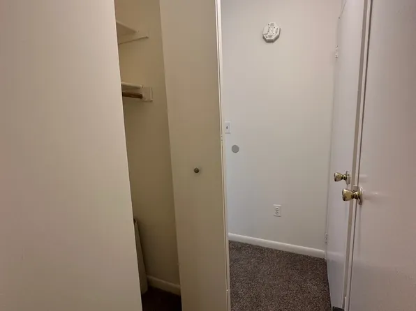 2811 East 26th Street image 24 of 38