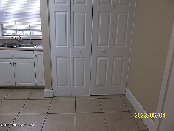 5th image of 4915 Baymeadows Rd APT 11C