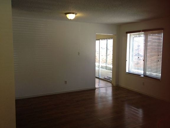 3rd image of 2312 Benbrook Dr