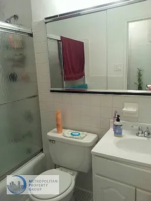 Rented by Metropolitan Property Group | media 23