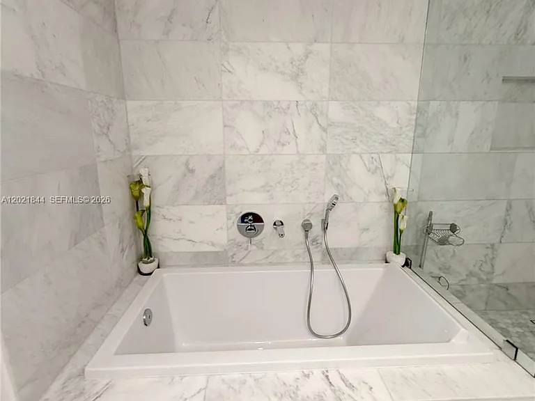 401 N Birch Rd #415 — Photo 15