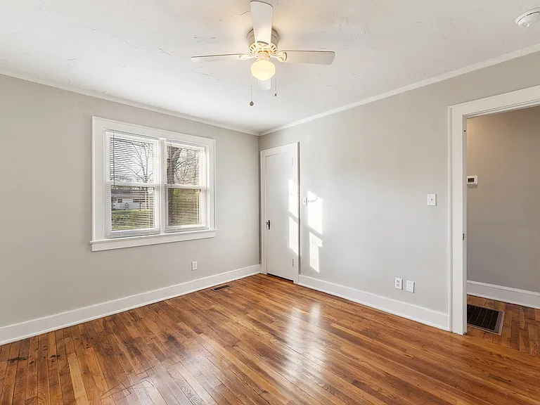 415 Taylor St #B — Photo 11