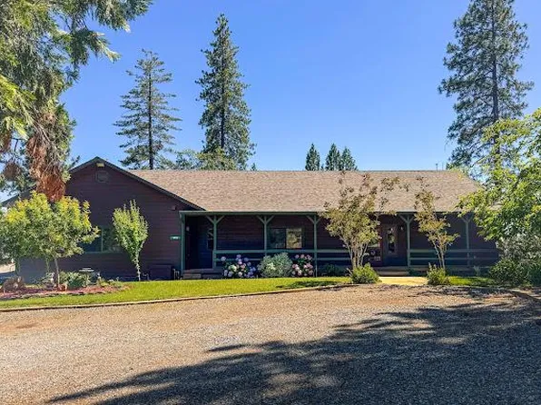 9010-9080 El Dorado Trl, Mountain Ranch, CA 95246