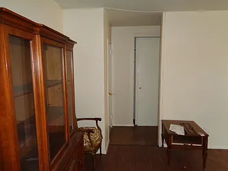 Sold by Thomas Lipovetsky, LREB