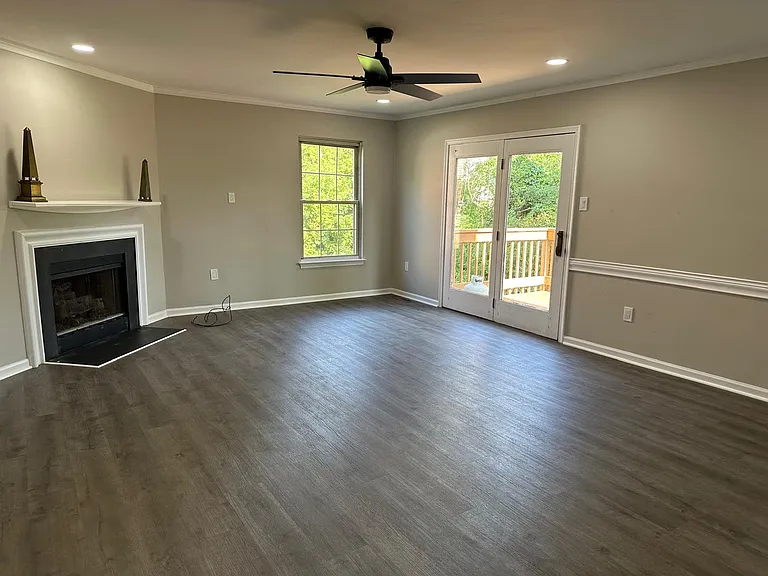 758 Shropshire Dr — Photo 14