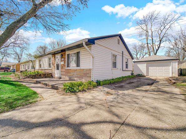 7906 Walnut Ave, Hammond, IN 46324