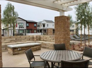 306 Farmhouse Dr UNIT 6, Simi Valley, CA 93065