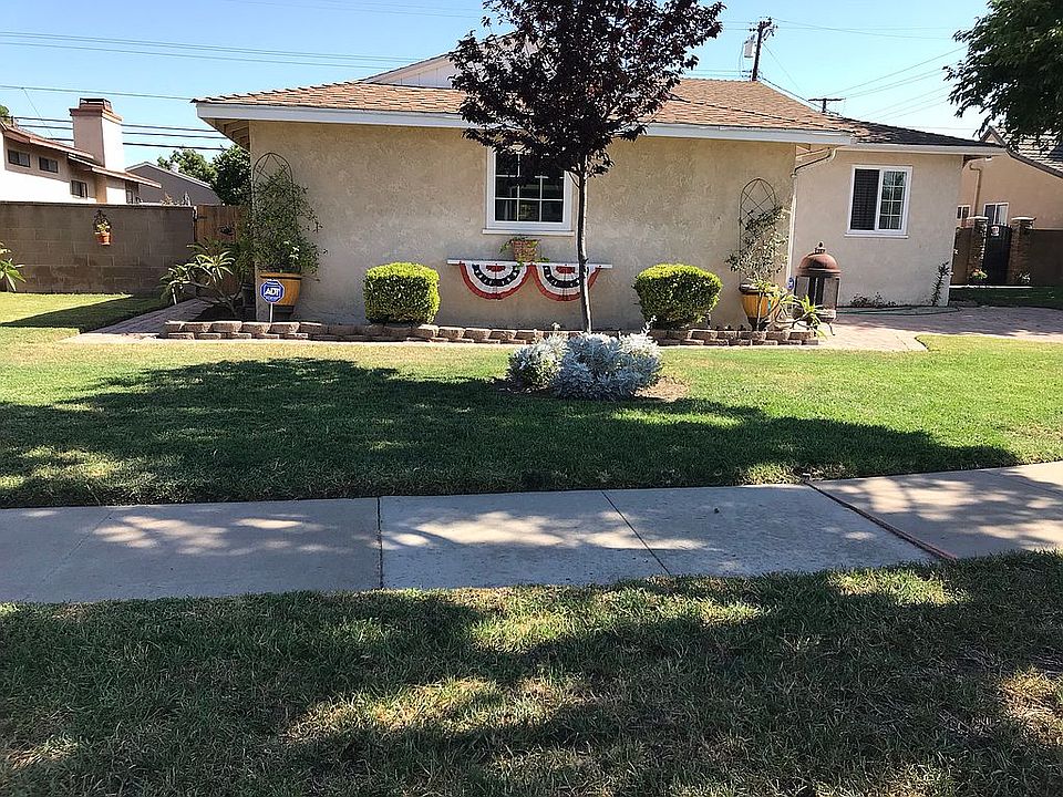 1st image of 8014 Canterbury Way