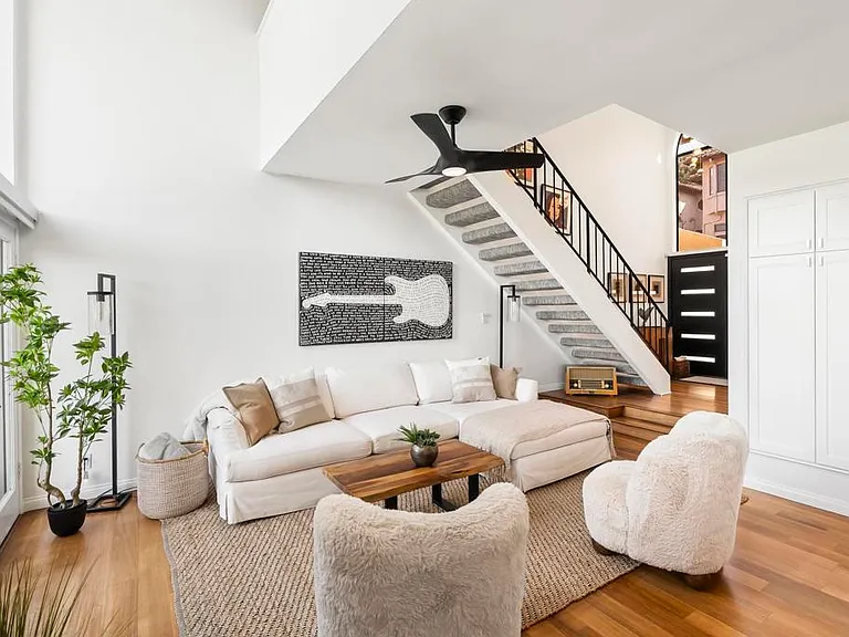 530 San Andres Dr — Photo 5