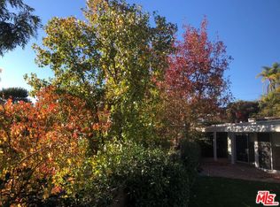 12421 Rochedale Ln, Los Angeles, CA 90049