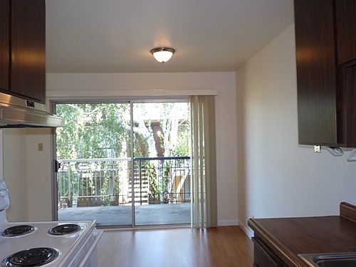 2nd image of 14659 Doolittle Dr