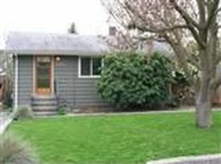 13045 37th Ave NE, Seattle, WA 98125