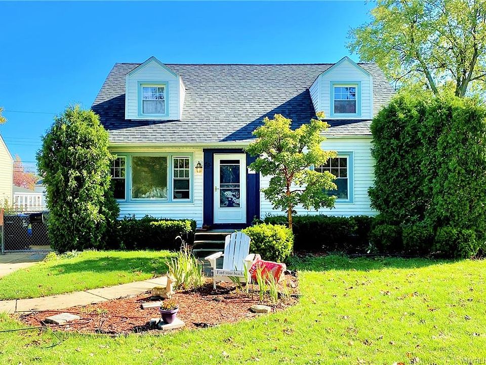 1st image of 301 Blackstone Blvd