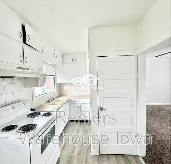 1534 63rd St — Photo 2