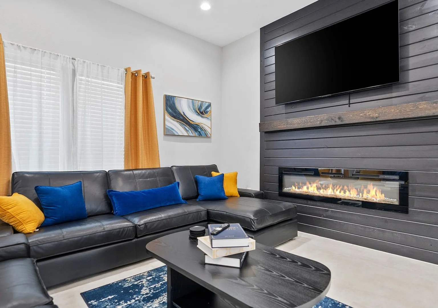 Charming 3BR House in Houston — Photo 4