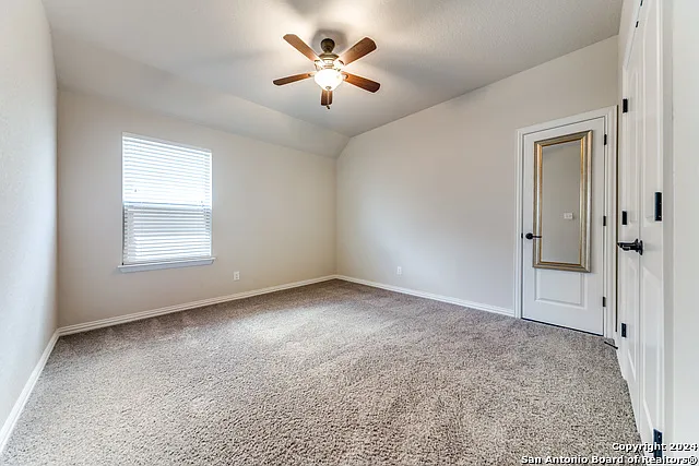 111 Dovetail St — Photo 9