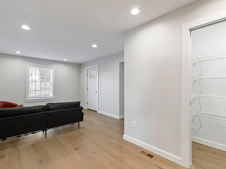 179 Butternut St — Photo 11