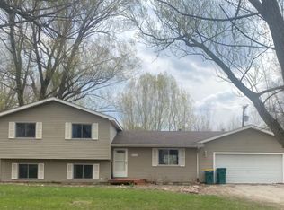 37515 Herman St, Romulus, MI 48174