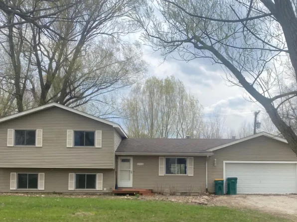 37515 Herman St, Romulus, MI 48174