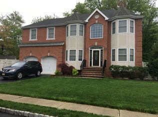 16 Henry St, Bridgewater, NJ 08807