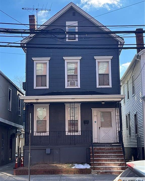 1st image of 224 Somerset St