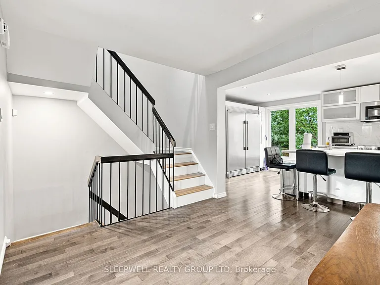 21 Kedgewick Ct — Photo 7