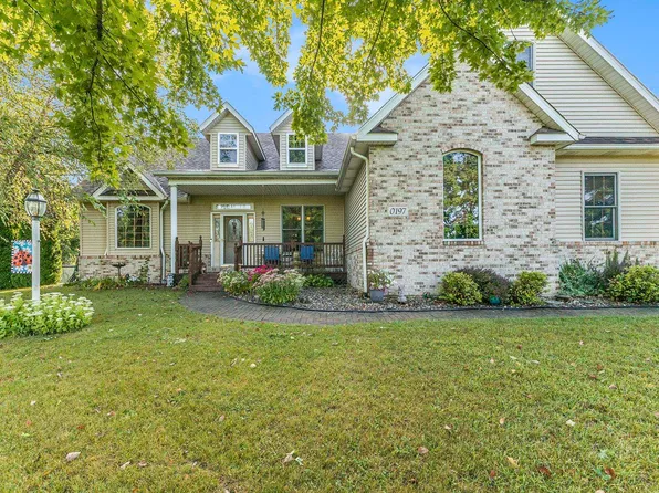 197 N Paxton Dr, Westville, IN 46391