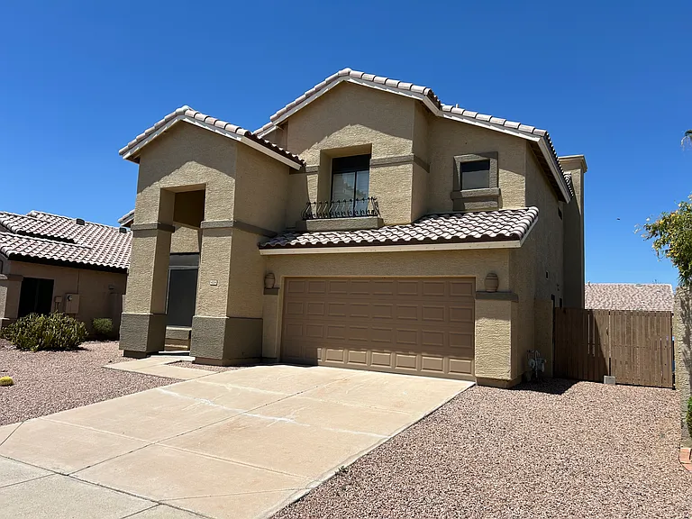 4334 E Anderson Dr — Photo 3